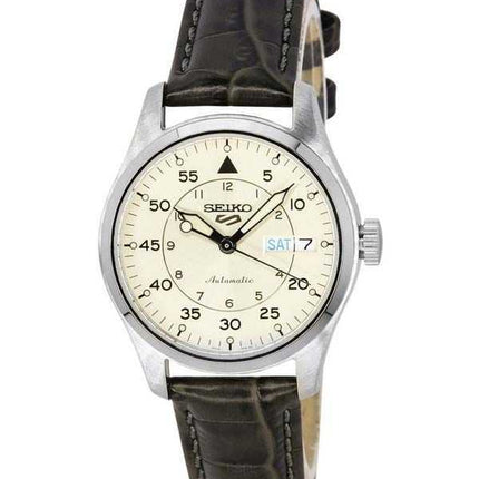 Montre homme Seiko 5 Sports GMT Champagne Flieger Suit Style, bracelet en cuir, automatique, étanche à 100 m, reconditionnée (référence SRPJ87K1).