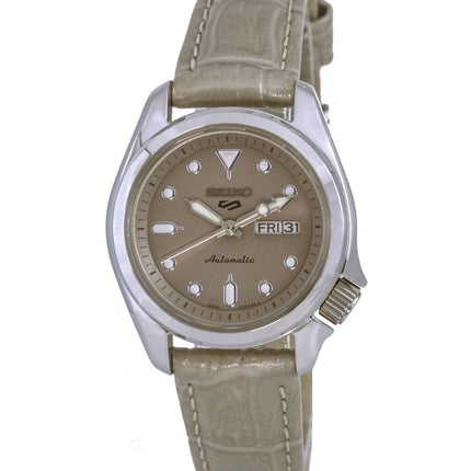 Montre Seiko 5 Sports Compact Bracelet en cuir Cadran beige Automatique SRE005K1 100M pour femme remise à neuf