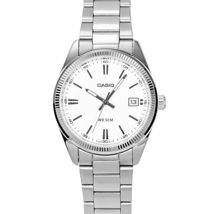 Montre unisexe Casio UTP-1302PD-7AV, cadran argenté, analogique, en acier inoxydable.