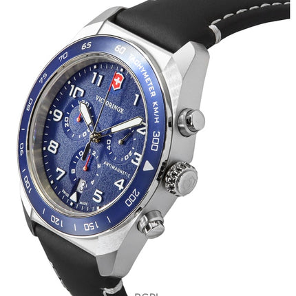 Montre homme Victorinox Swiss Army chronographe bracelet cuir cadran bleu quartz 242047 100M