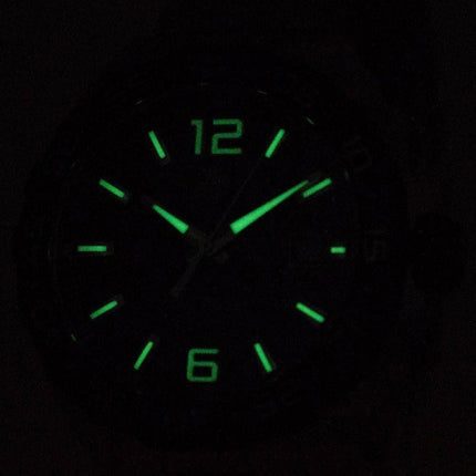 Tag Heuer Formula One noir cadran en acier inoxydable WAZ1110. BA0875 Montre homme