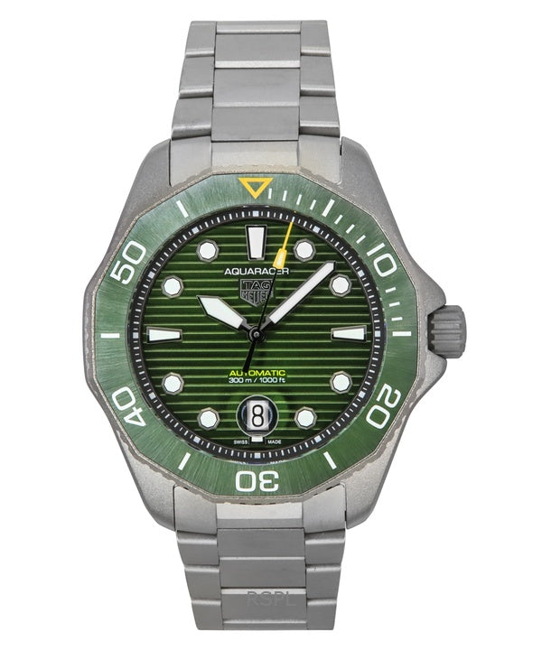 Montre de plongée automatique Tag Heuer Aquaracer Professional Date en titane avec cadran vert WBP208B.BF0631 pour homme 300 m