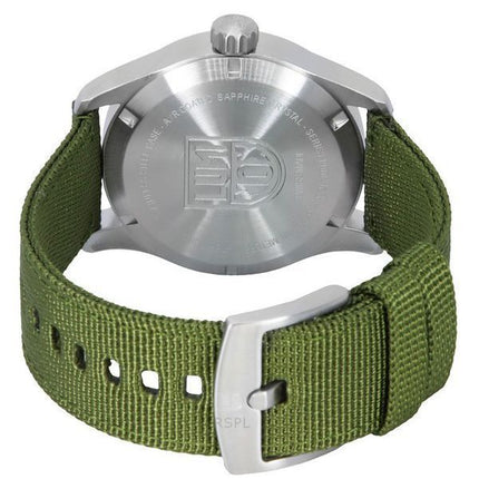 Montre pour homme Luminox Atacama Field avec bracelet en tissu et cadran ivoire automatique XL.1907.NF 200M