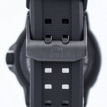 LUMINOX Recon Point homme 8820 série Swiss Made 200M XL.8822.MI montre homme
