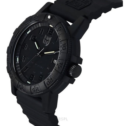 Montre Homme Luminox Leatherback Sea Turtle Bracelet Silicone Cadran Noir Quartz XS.0321.BO.L 100M