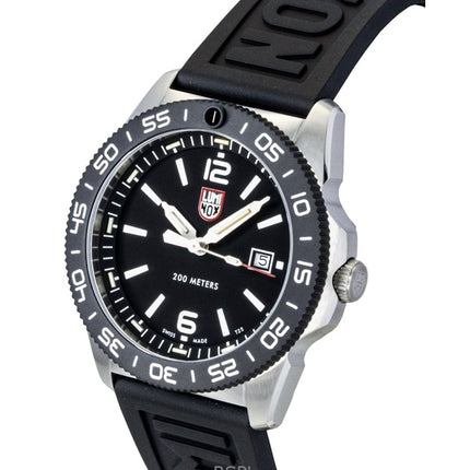 Montre homme Luminox Pacific Diver XS.3121.1 200M, bracelet en caoutchouc, cadran noir, quartz.