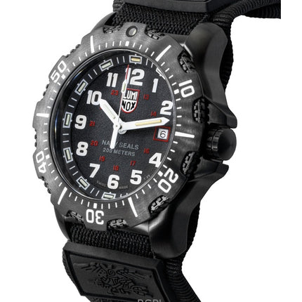 Montre de plongée à quartz pour homme Luminox Navy Seal, bracelet en caoutchouc, cadran noir, bracelet en caoutchouc, 200 m, avec coffret cadeau